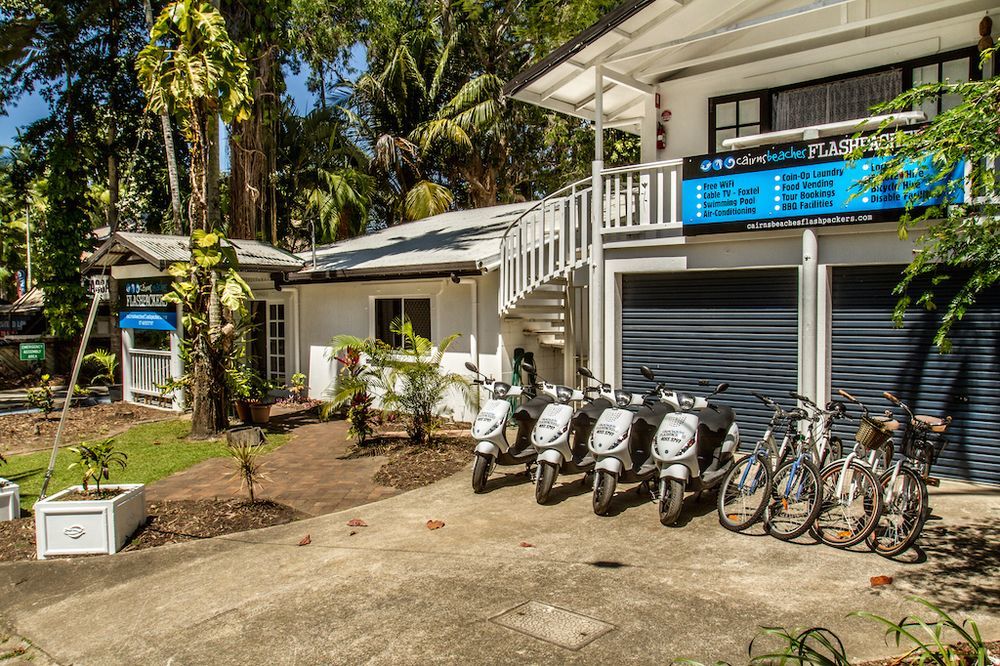 Cairns Beaches Flashpackers Palm Cove Exterior photo