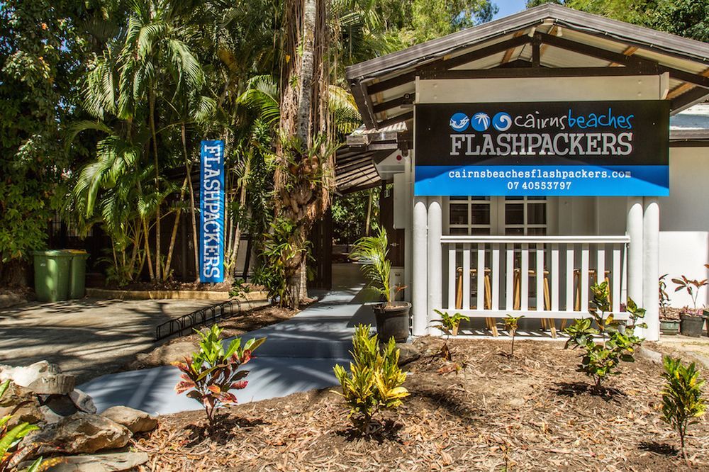 Cairns Beaches Flashpackers Palm Cove Exterior photo